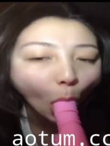 邢台任县_张鹏娜_不雅视频泄露_胸前纹身惹眼3