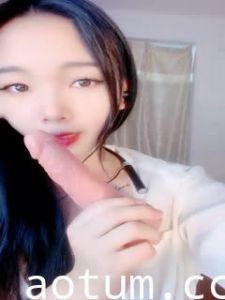白丝衬衣诱惑！粉嫩肥穴道具自慰，美腿磨蹭骚逼#1