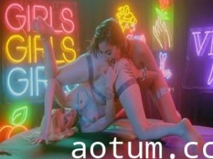 蕾丝边调教俱乐部：女同专属高潮盛宴，禁忌调教极致体验
