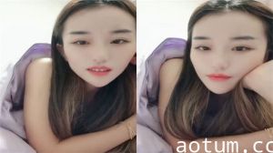 极品白皙苗条美女口交深喉挑逗，男友爽翻天，上位骑乘狂野抽插高潮